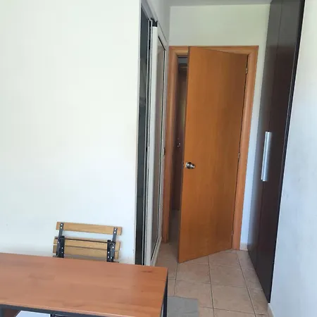 Habitación en casa particular Barcelona Village